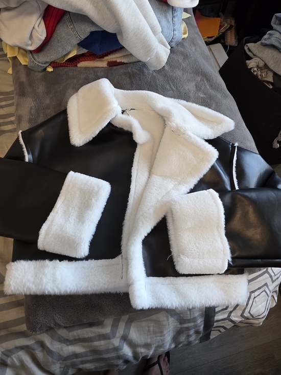 SHEIN Jackets & Blazers - SHEIN Black Faux Leather Jacket with White Sherpa Trim